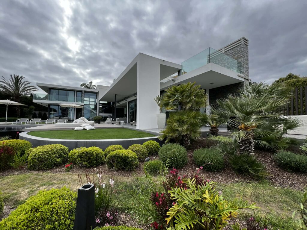 Kaasaegne välisruum